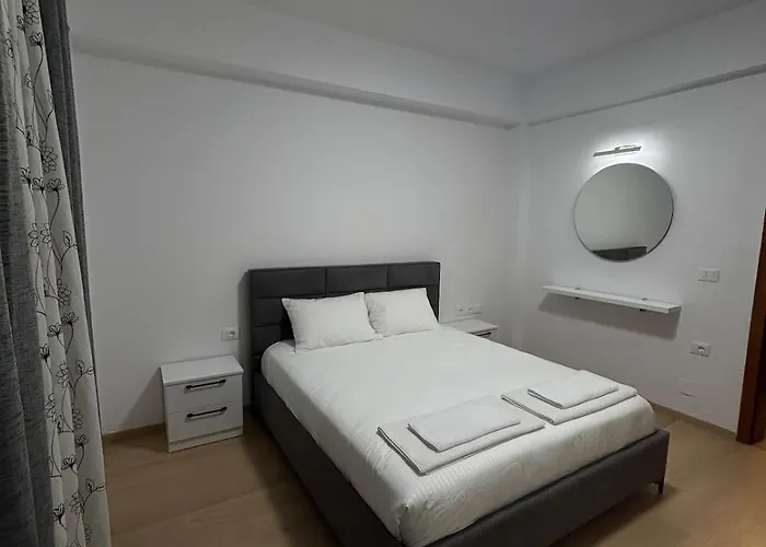 Flat In - Modern & Cozy 公寓 地拉那