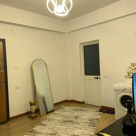 Apartment Flat In - Modern & Cozy *