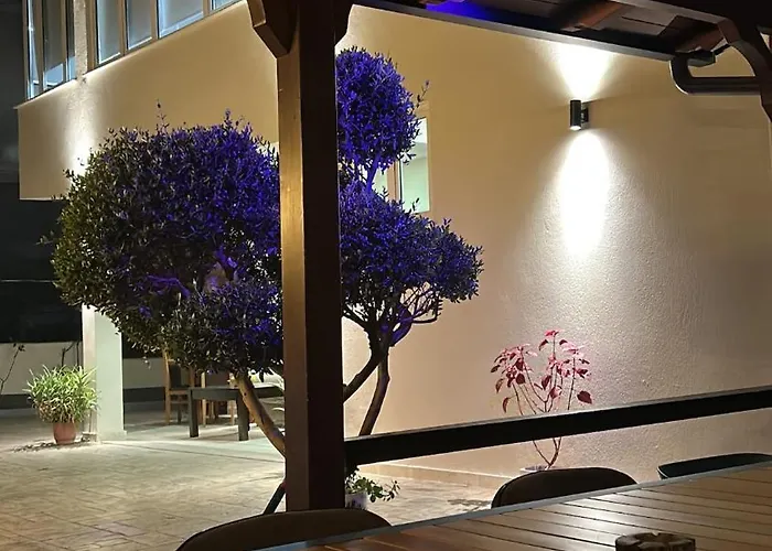 Apartment Flat In - Modern & Cozy Tirana